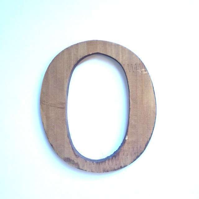 Letras madera 17 Letra O de madera