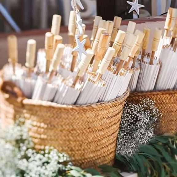 parasol papel y bambu, basicos de una boda ideal