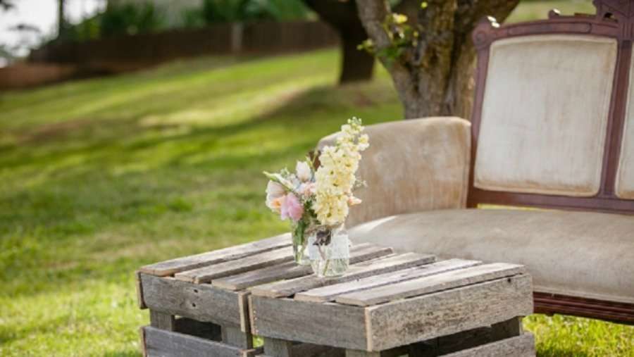 cajas de madera en una slow wedding 