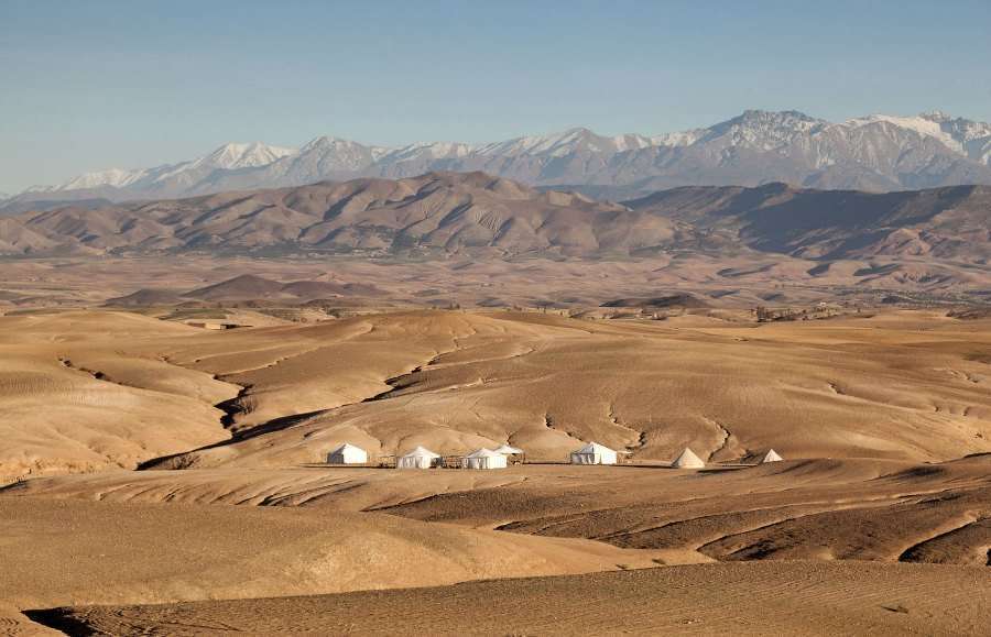 dunas del desierto. Casarse en un camping en el desierto 