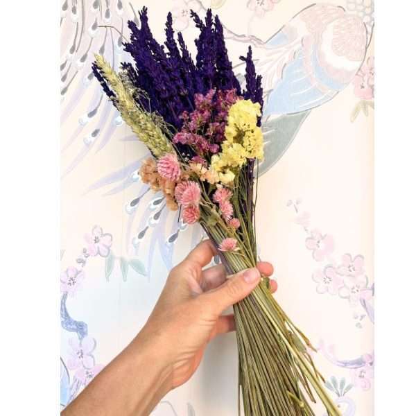 ramo lavanda preservada y flores secas