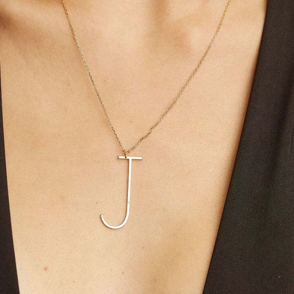 collar iniciales grandes